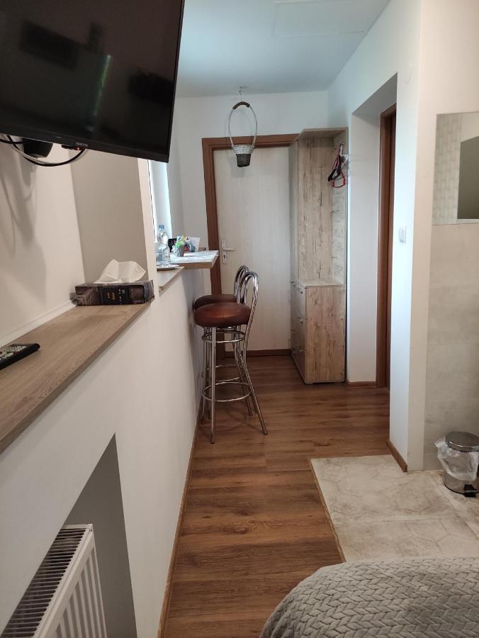 Homestay Strozowka ゴルリツェ エクステリア 写真