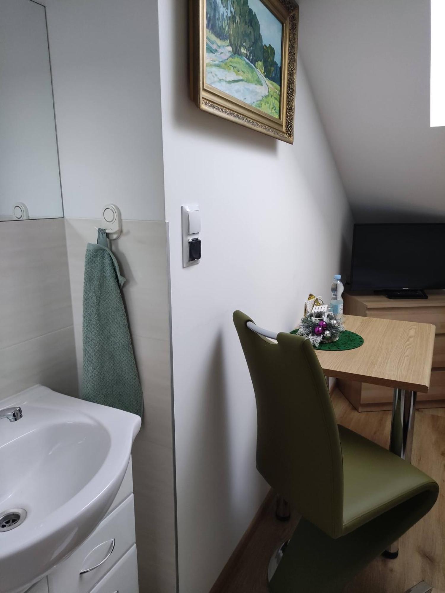 Homestay Strozowka ゴルリツェ エクステリア 写真